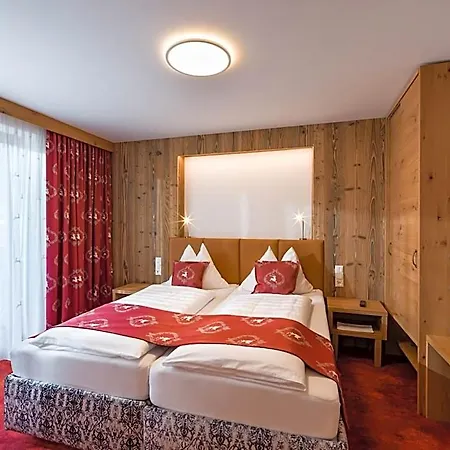Feichter Hotel 3*